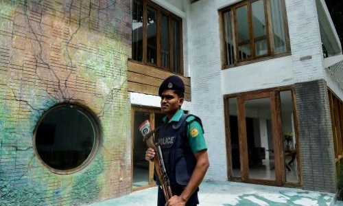 Bangladesh arrests three female militants Bangladesh arrests three female militants