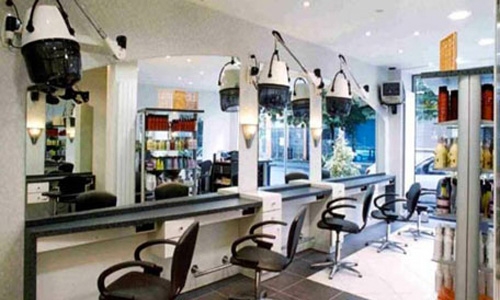 Filming workmates girl arrested in Saudi Filming workmates girl arrested in Saudi