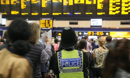 Suitcase containing £1m of gems stolen on train