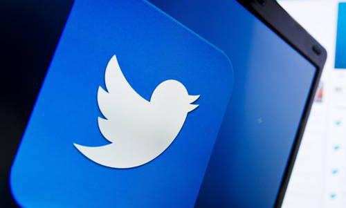 Twitter trades stars for hearts, favourites for likes Twitter trades stars for hearts, favourites for likes