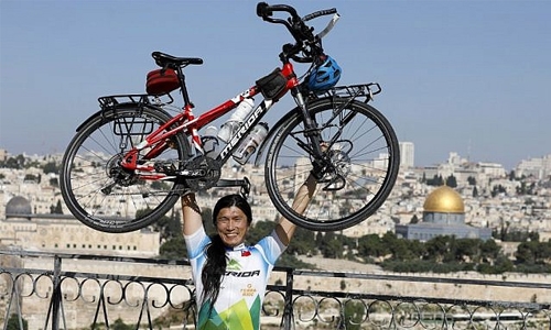 Around the globe in 7 yrs