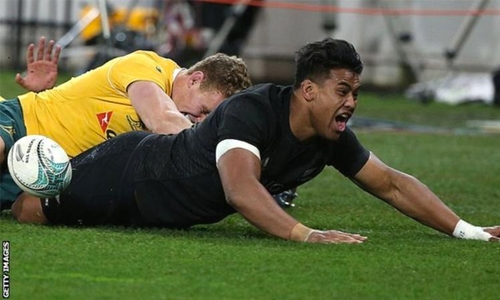 New Zealand beat Australia 29-9 to take Bledisloe Cup