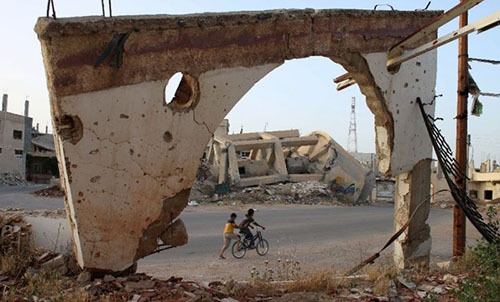 Rebel infighting near Syria capital kills hundreds Rebel infighting near Syria capital kills hundreds