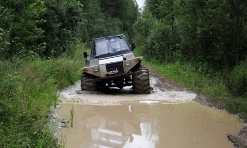 Siberian postwoman on DIY truck gives lifeline to tiny village