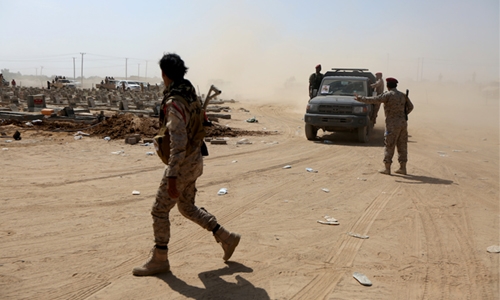 Yemeni government urged to enter Saudi initiative 