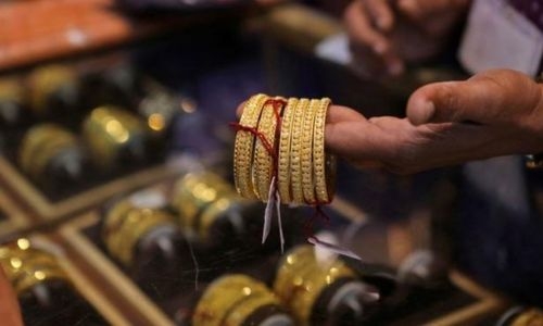 India expected to cut gold import duty to sideline smugglers 