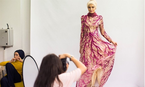 Burkini debate distant in Turkey as Islamic fashion booms Burkini debate distant in Turkey as Islamic fashion booms