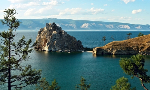 Russia's Lake Baikal 'extremely polluted', Putin warns