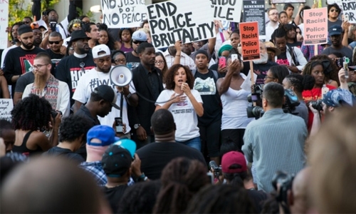 US officer charged in shooting death of Philando Castile