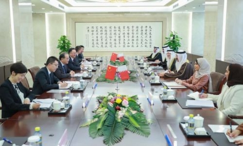 Bahrain, China initiate political consultations to strengthen ties