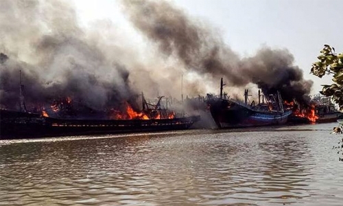 Fire rips through Indonesian boats Fire rips through Indonesian boats