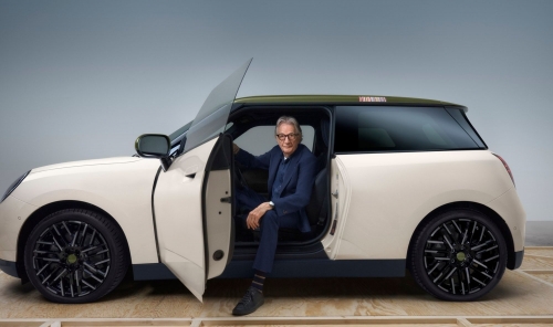 MINI and Paul Smith Unveil New British-Inspired MINI Paul Smith Edition in Tokyo