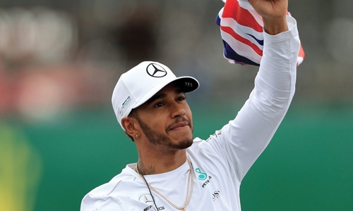 Hamilton clinches 4th world title