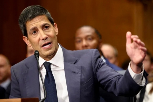 US Senate panel votes to advance Trump’s Fed chair nominee 