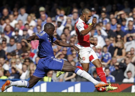 Chelsea sink Arsenal, West Ham stun City