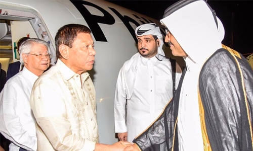 Philippines President arrives in Doha