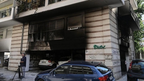 Attackers target homes of Greek ruling party figures killing 1 person, injuring 4