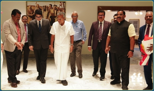 Kerala Chief Minister Arrives in Bahrain Kerala Chief Minister Arrives in Bahrain