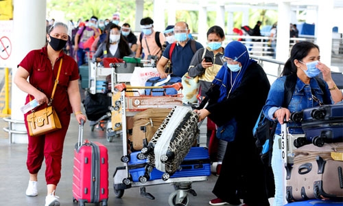 Philippines extends ban on travellers from seven countries until July 15