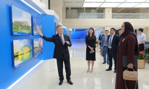 Bahrain signs BD119m deal with China’s CMEC for Sitra Housing