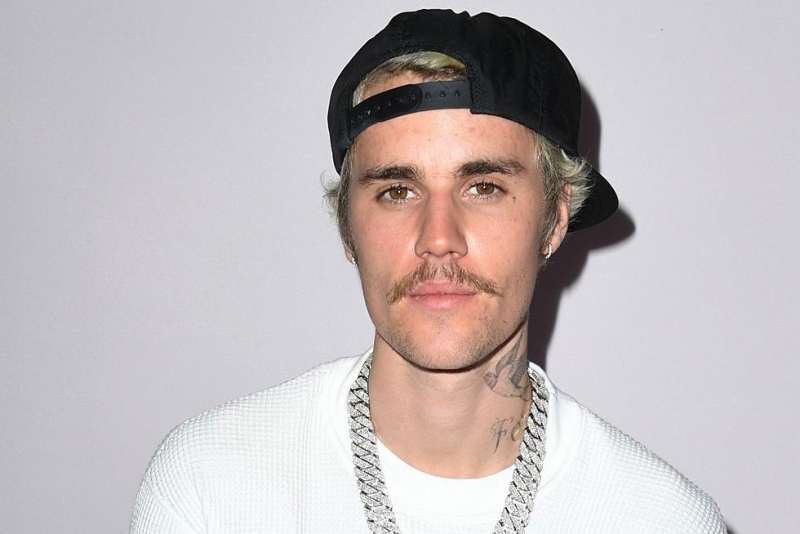 Justin Bieber turns tour guide on ‘Friends’ set Justin Bieber turns tour guide on ‘Friends’ set