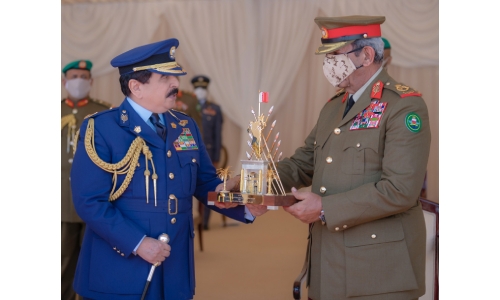 HM King Hamad inaugurates modern RBAF aviation systems