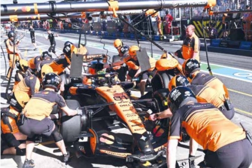 Home hero Piastri edges Antonelli in second Australian GP practice