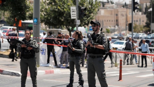 Palestinian woman with knife killed after approaching Israel soldier Palestinian woman with knife killed after approaching Israel soldier