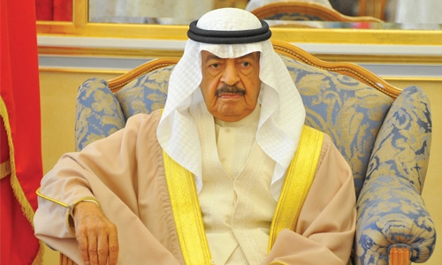 Bahrain Premier salutes the national press