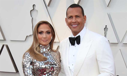 Tensions brewing between Jennifer Lopez and Alex Rodriguez?