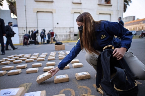 Chile, Uruguay Unite to Combat Drug Cartels