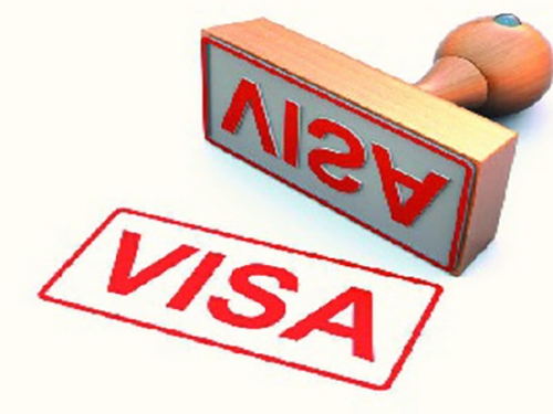 School staff ‘supplies 17 visas, earns BD3,400’ 