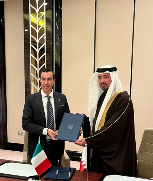 Strengthening Trade: Italy, Bahrain Sign Customs Deal