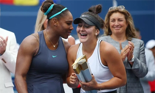 Andreescu wins in Toronto after Serena withdraws