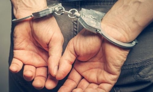  Three Asians held in Bahrain for selling intoxicating substances 