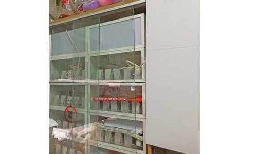 Cigarette scarcity leaves smokers high and dry