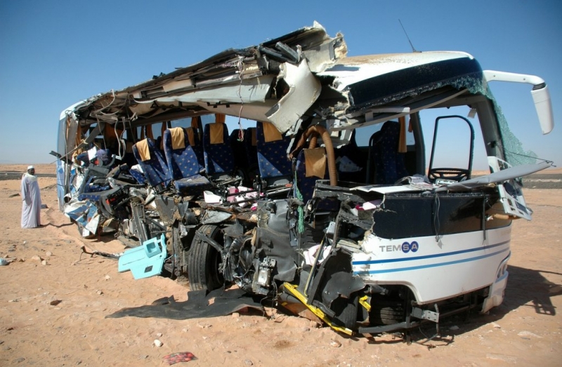 12 killed in Egypt bus-truck collision 12 killed in Egypt bus-truck collision