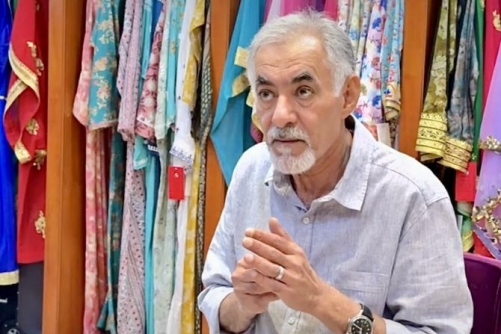 Veteran Manama zari trader passes away