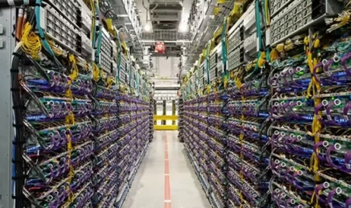 UK data centre boom pushes operators toward gas power amid grid delays
