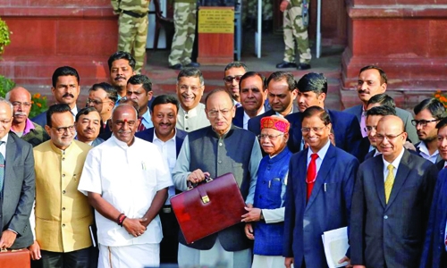 India’s budget boosts spending to drive economy India’s budget boosts spending to drive economy