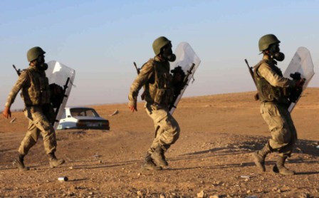 US-led raids destroy IS bridges on Syria-Iraq border: monitor