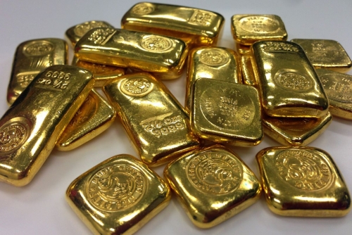 Precious Metals Prices Tumble, Gold Falls Over 5%, Silver Slides 8%