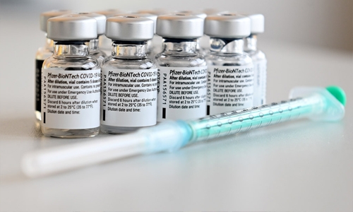Delayed second shot of Pfizer Covid vaccine produces more antibodies, study finds