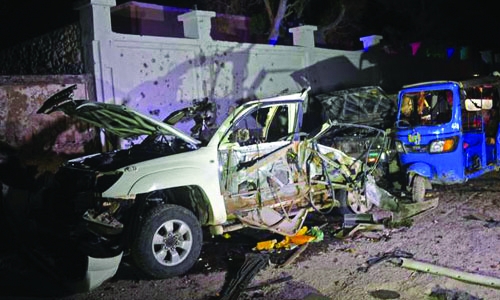 Car bomb kills 7 at Mogadishu restaurant