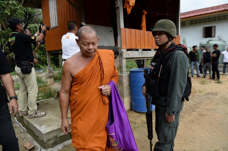 Two Monks shot dead as violence flares in Thailand