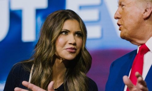 Trump Appoints Kristi Noem as Homeland Security Secretary, Signaling Hardline Immigration Agenda Trump Appoints Kristi Noem as Homeland Security Secretary, Signaling Hardline Immigration Agenda