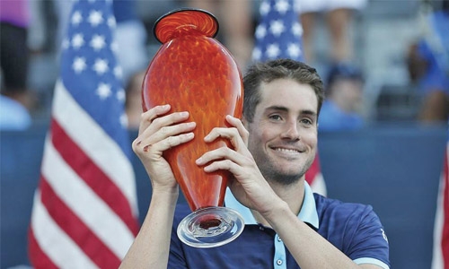 Isner claims fourth title Isner claims fourth title