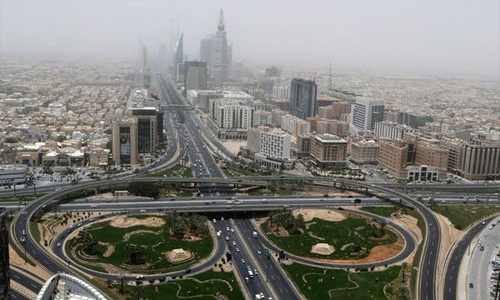 Blast shakes Saudi capital Riyadh