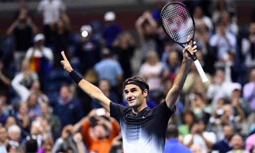 Federer looks to bond with Nadal, maybe face him at US Open