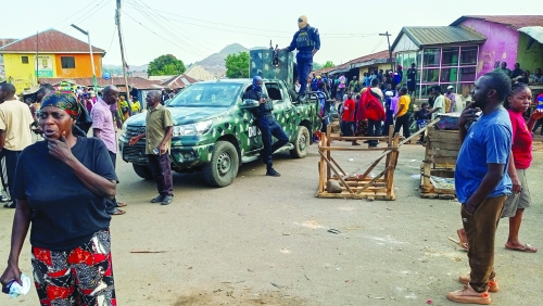 Mobs send Nigerians fleeing in Jos following Palm Sunday shooting